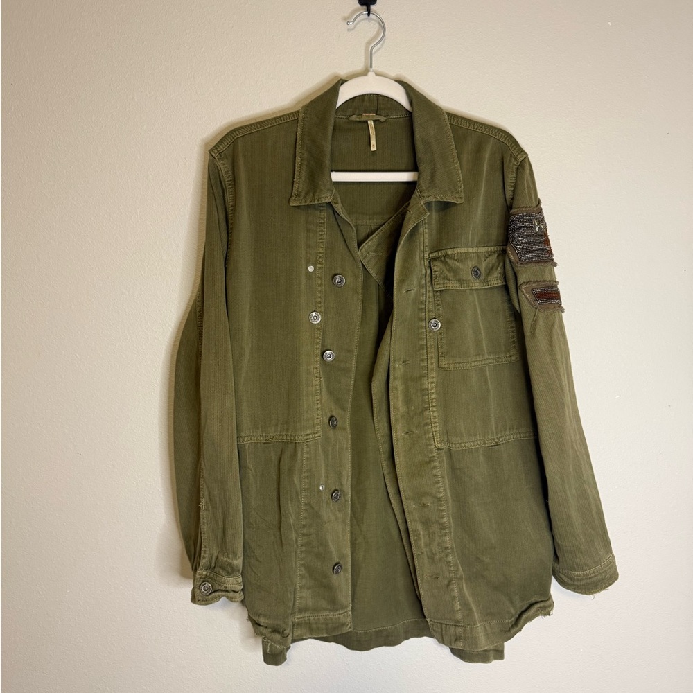 Free People Embellished Military Shirt Jacket in Olive Green Size Medium - Picture 2 of 6